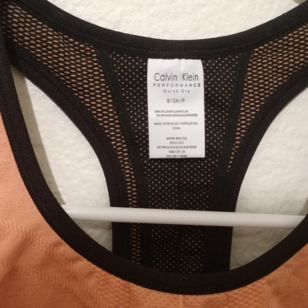 Sports bra - Picture 2 of 7